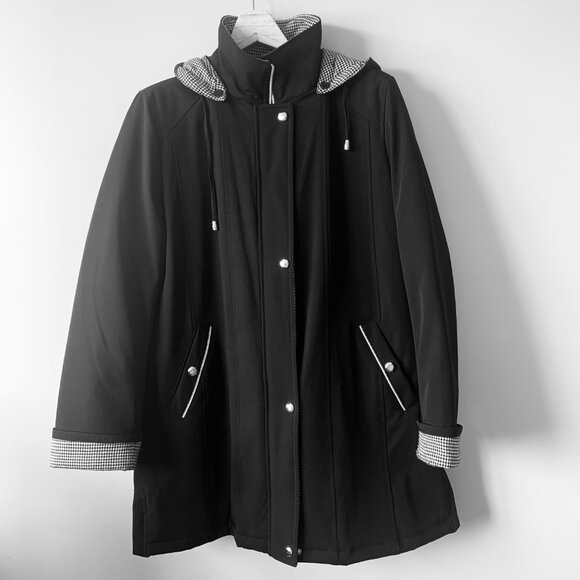 Liz Claiborne Jackets & Blazers - Liz Claiborne Trench Coat
